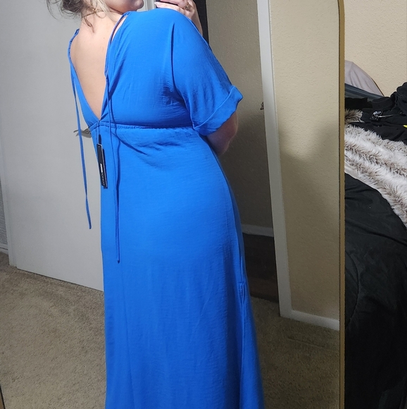 Deep V Neckline Blue Dress - Picture 3 of 5